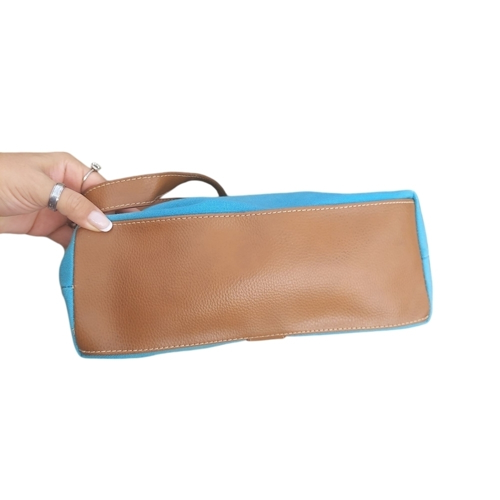 Jamaica Bay Teal Canvas Shoulder Bag - Picture 4 of 15